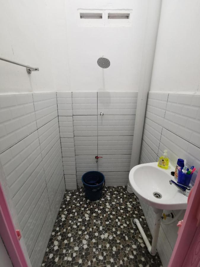 Nj_Homestay@Kkia/Petagas Kk Kota Kinabalu Buitenkant foto